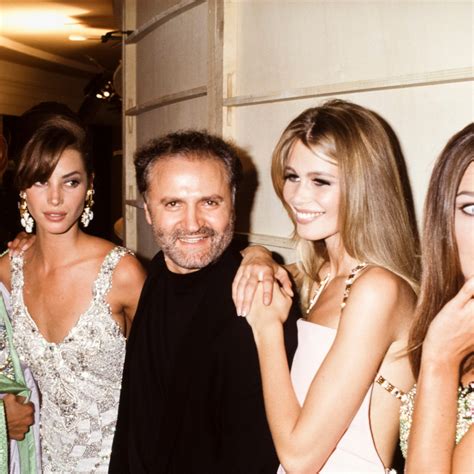 Gianni Versace, dieci codici distintivi del suo stile .